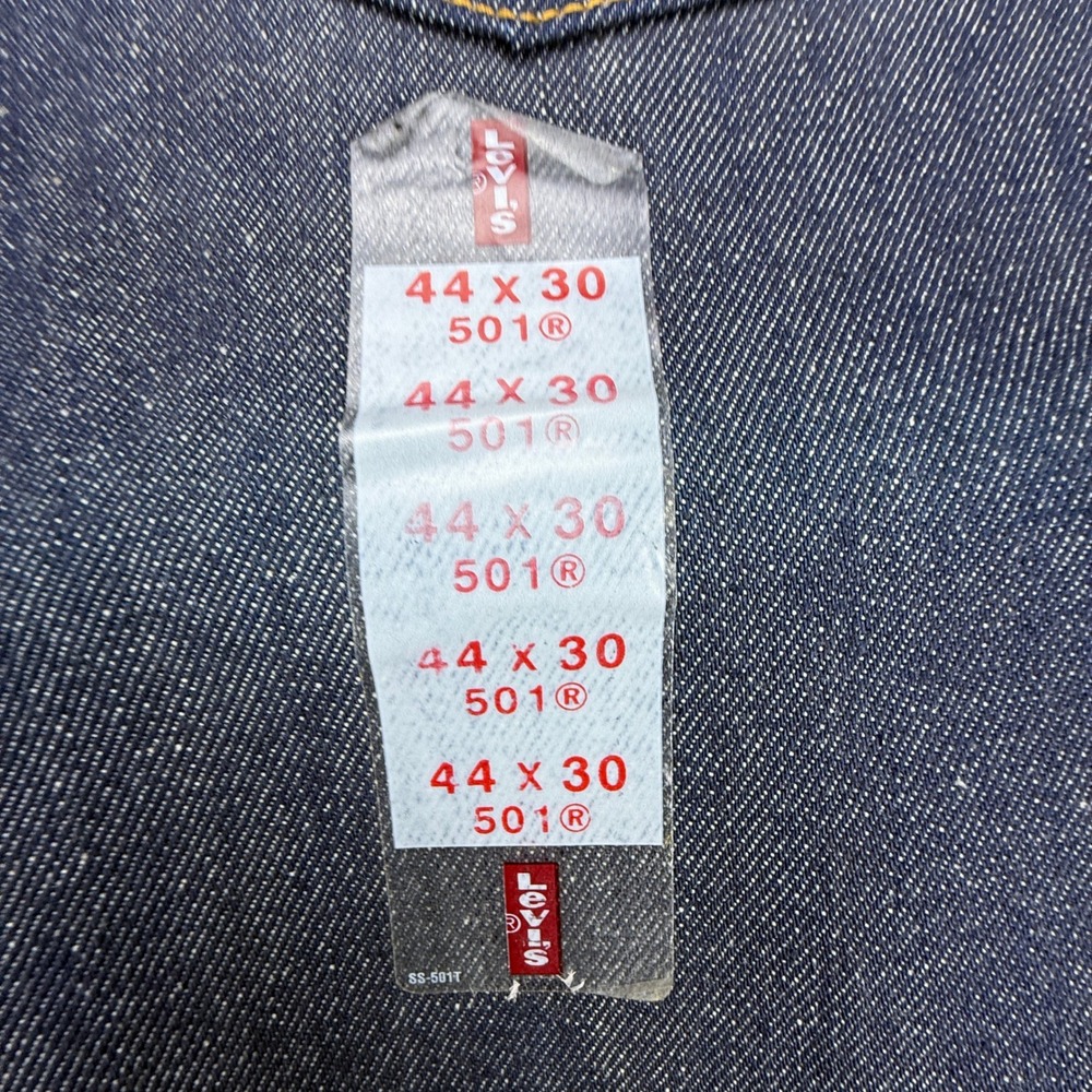 Levis 501xx Shrink-To-Fit Jeans Mens 44x30 Raw Indigo Rigid Denim 00501-0000 NEW - Picture 9 of 10
